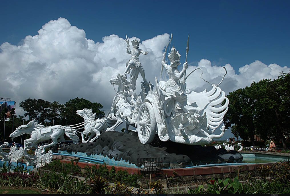 Ghatotkacha - Karna war statue in Bali